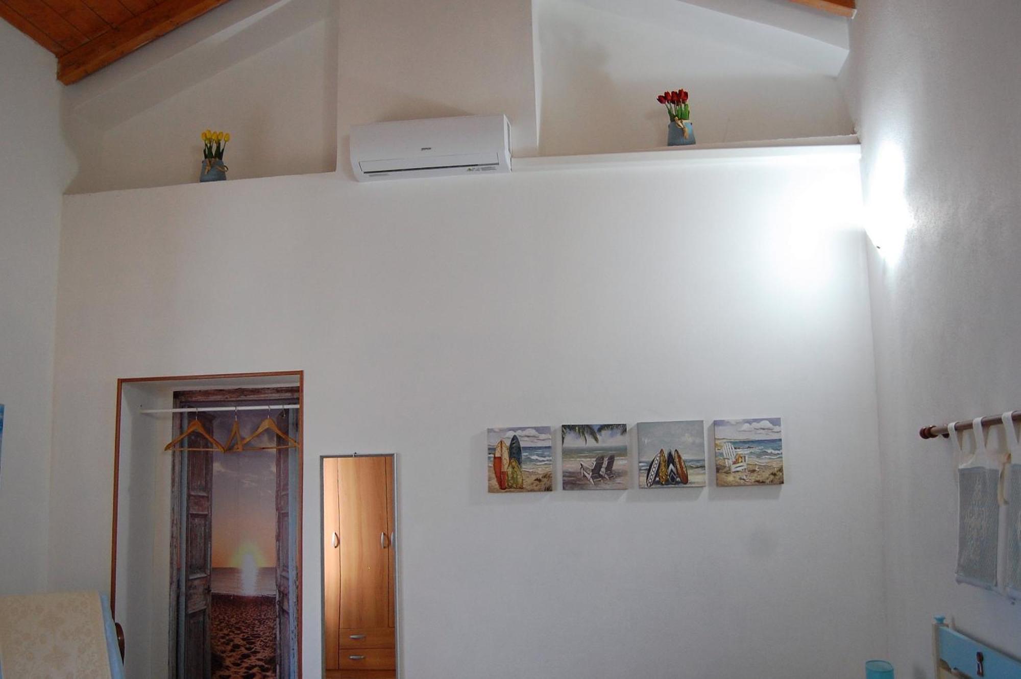 Il Rifugio Del Vecchio Bandito Iglesias Extérieur photo